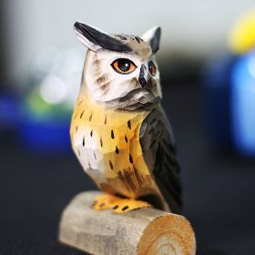 Owl Wood Carving (Option: Brown eagle owl)